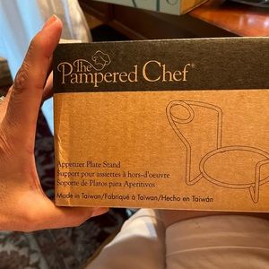 Pampered Chef Appetizer Plate Stand new in box